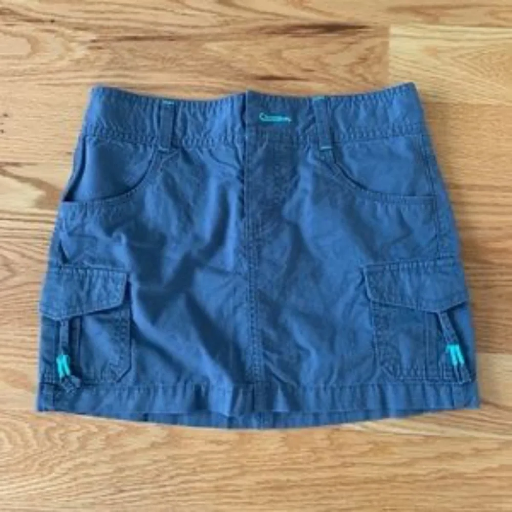 Old Navy Girls NWOT Cargo Skirt + Cotton Sweater L(10/12)